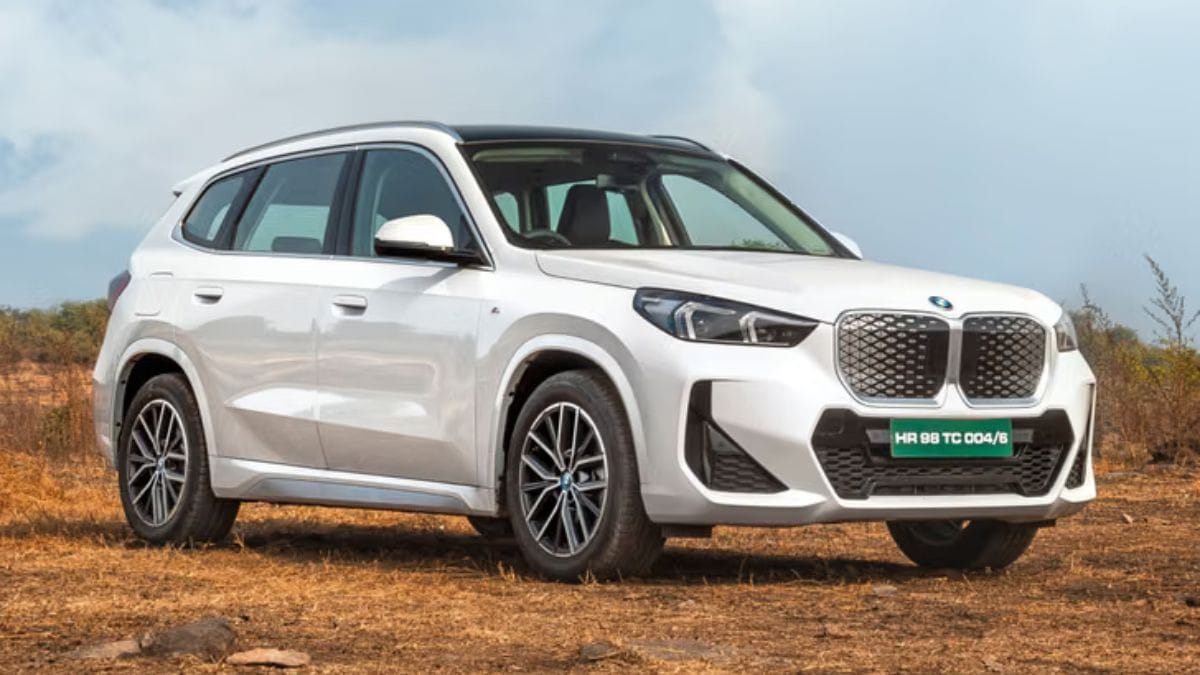 BMW iX1 LWB