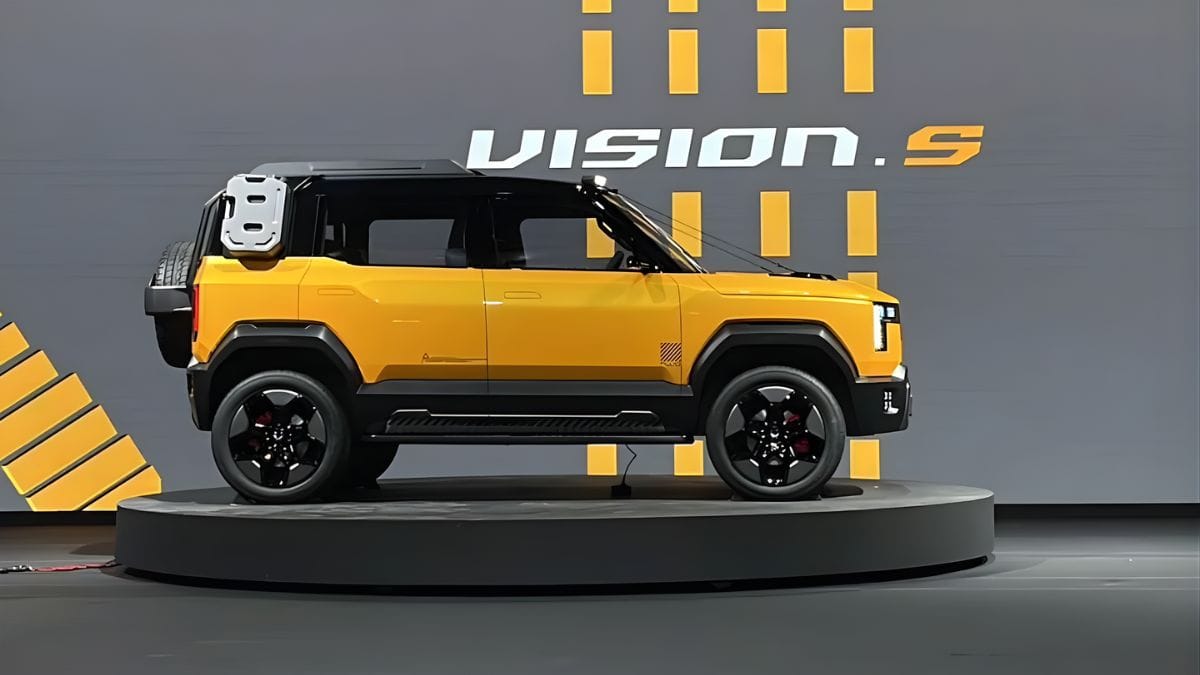 Mahindra Vision S