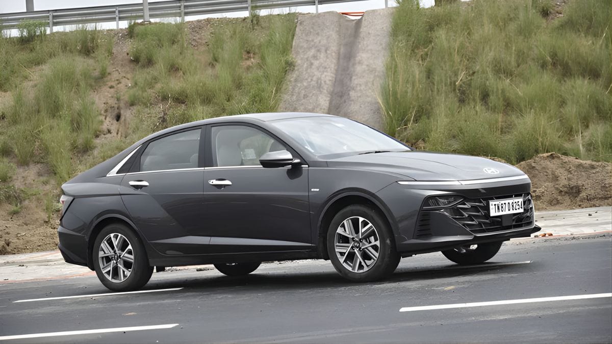 Sedan